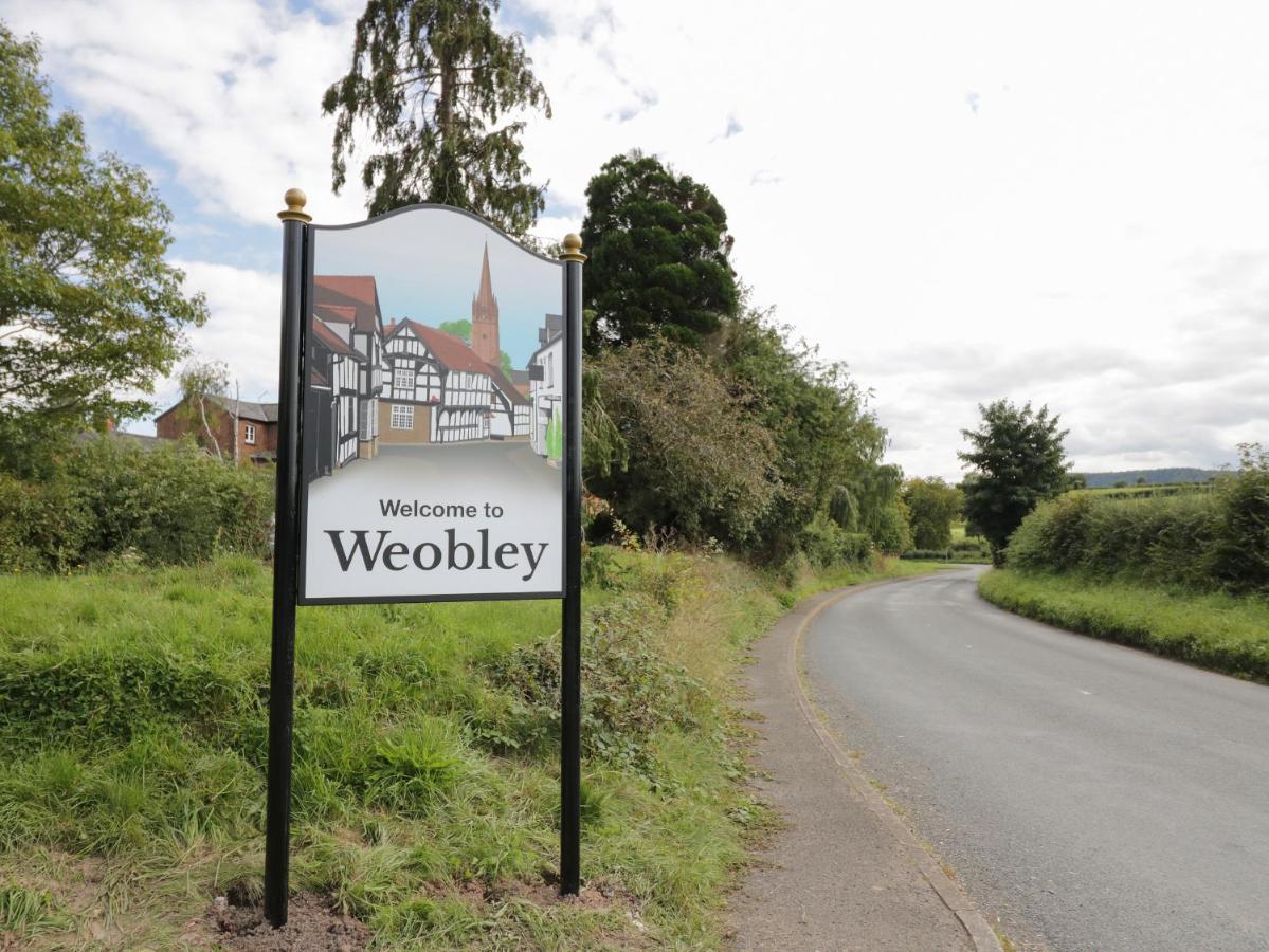 The Folly Villa Hereford Exterior photo