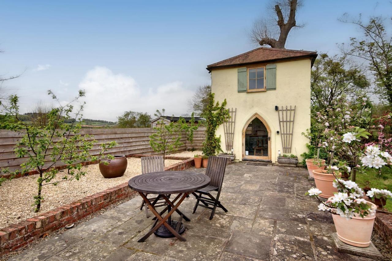 The Folly Villa Hereford Exterior photo
